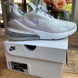 Nike Women’s Air Max 270